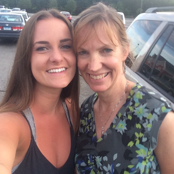 Meet the Posher - Picture 5 of 6